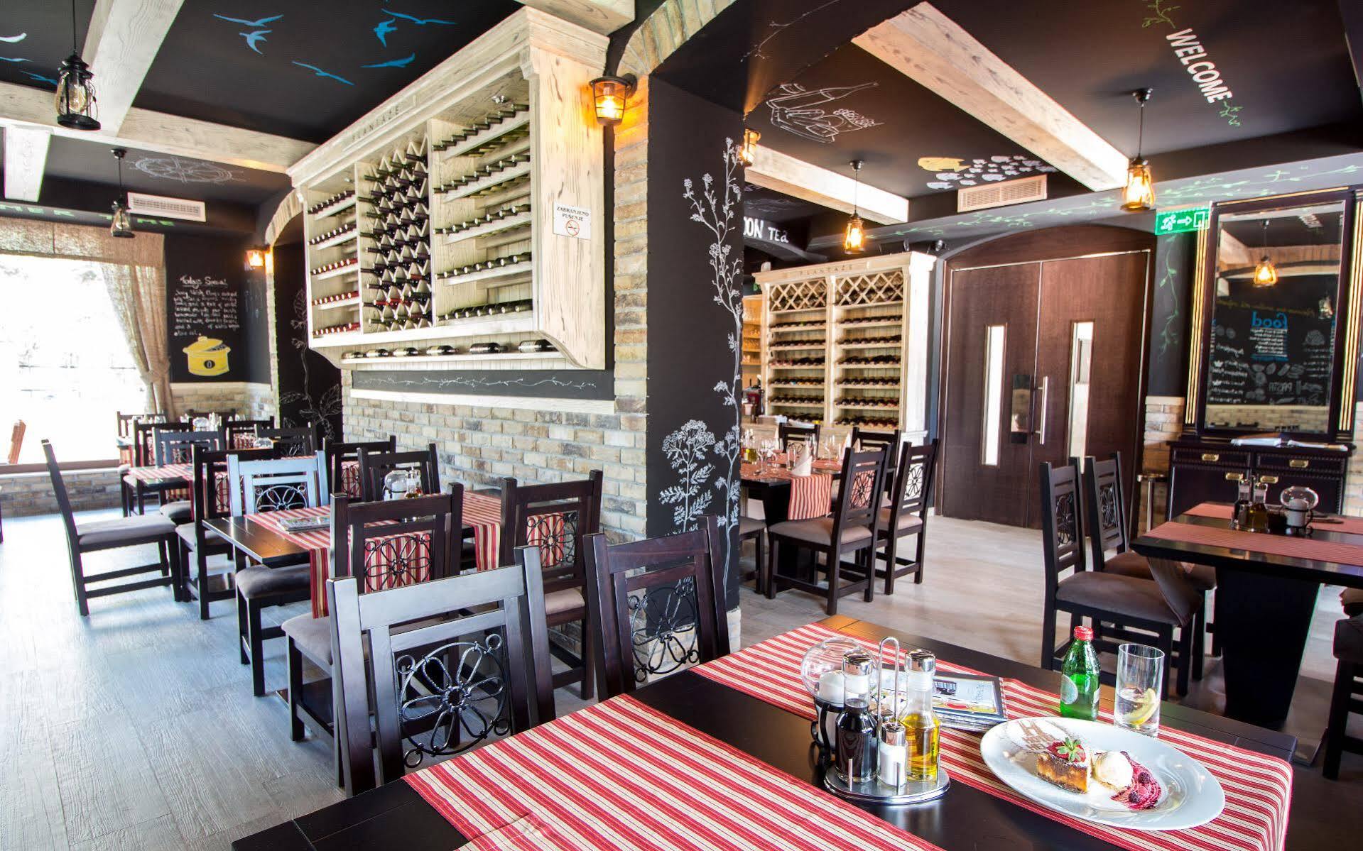 Hotel Helada Tivat Bagian luar foto